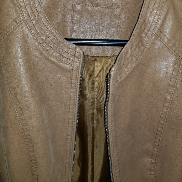 Jacket - Picture 3 of 3